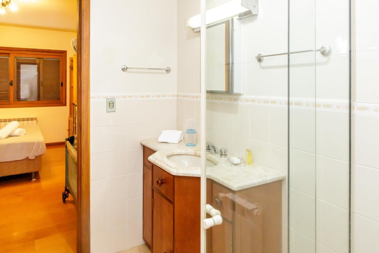 Apartamento Amplo E Aconchegante Na Av Das Hortencias No Centro De Грамаду Экстерьер фото
