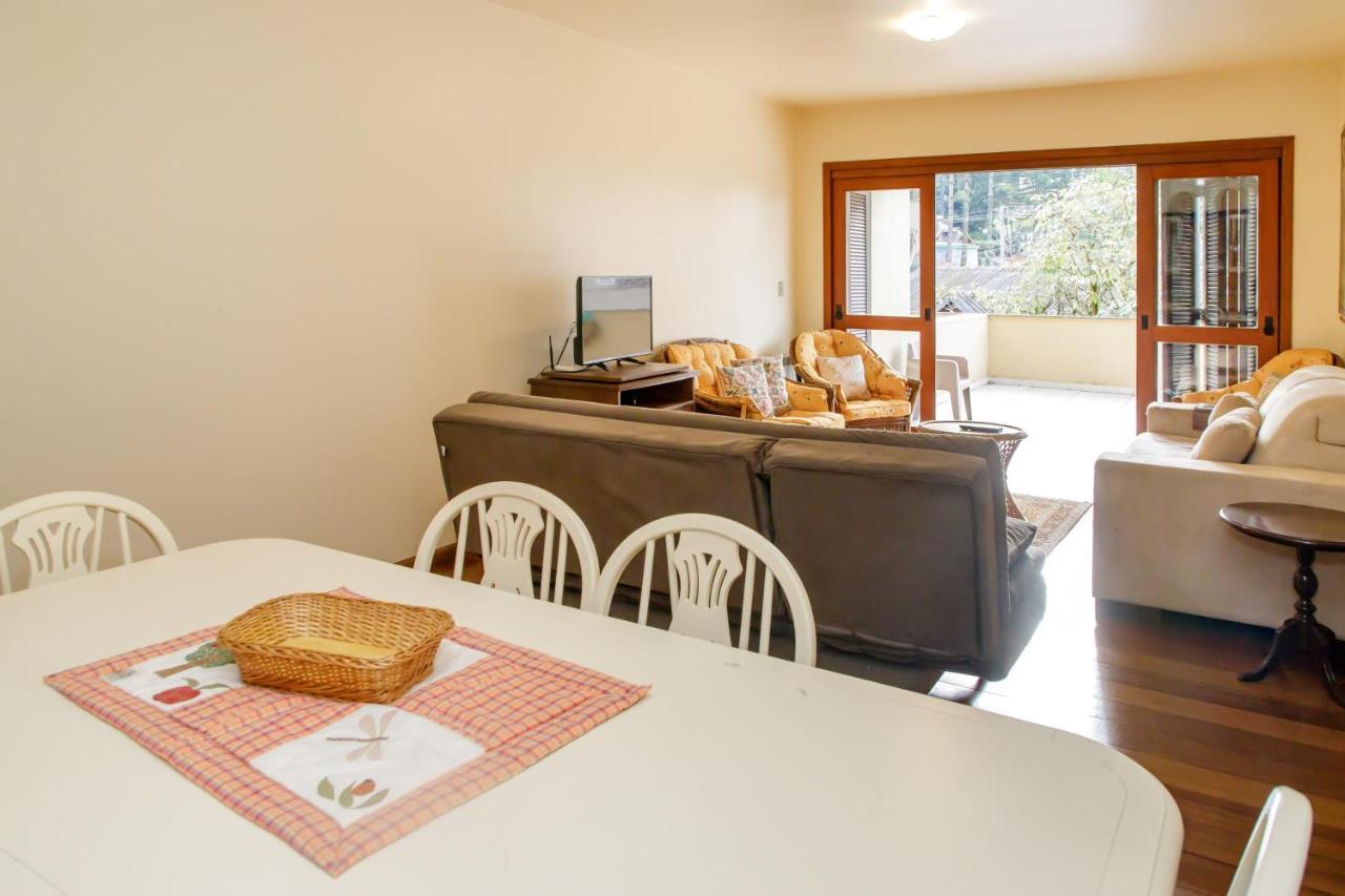 Apartamento Amplo E Aconchegante Na Av Das Hortencias No Centro De Грамаду Экстерьер фото